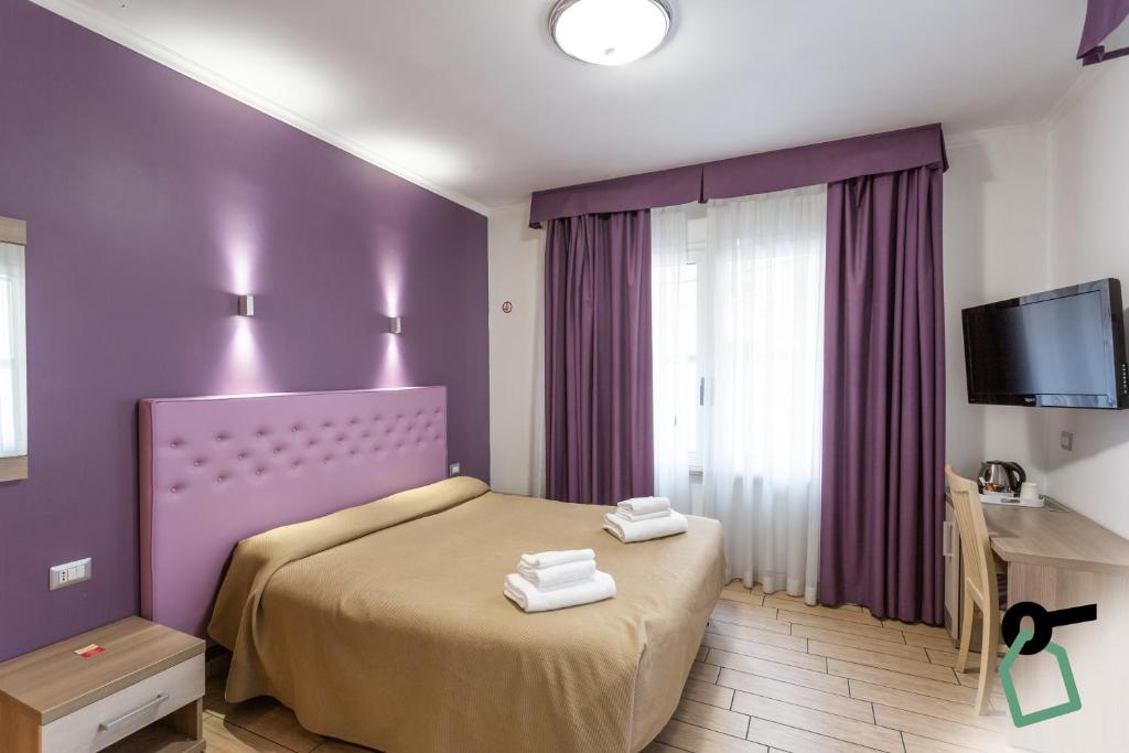 HOTIDAY Room Collection - Roma Barberini - Resim 23