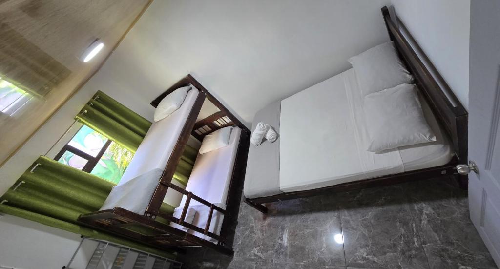 Hostel Cattleya - Monteverde, Costa Rica - Vierbettzimmer