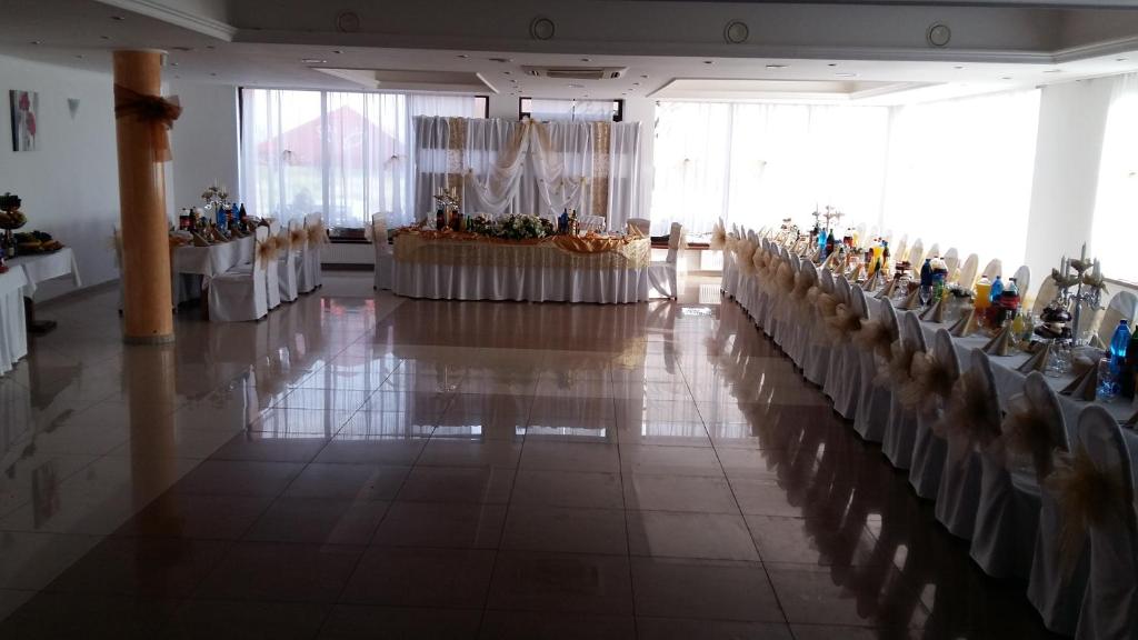 Restaurace v ubytování Hotel Felicia