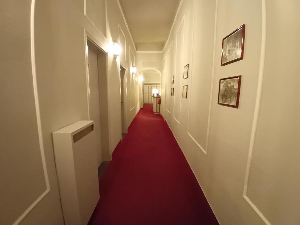 Hotel Tourist House - Resim 20