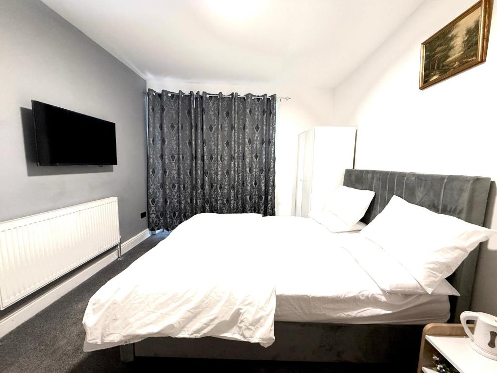 En-suite Rooms in beautiful Bournville Village - Resim 23
