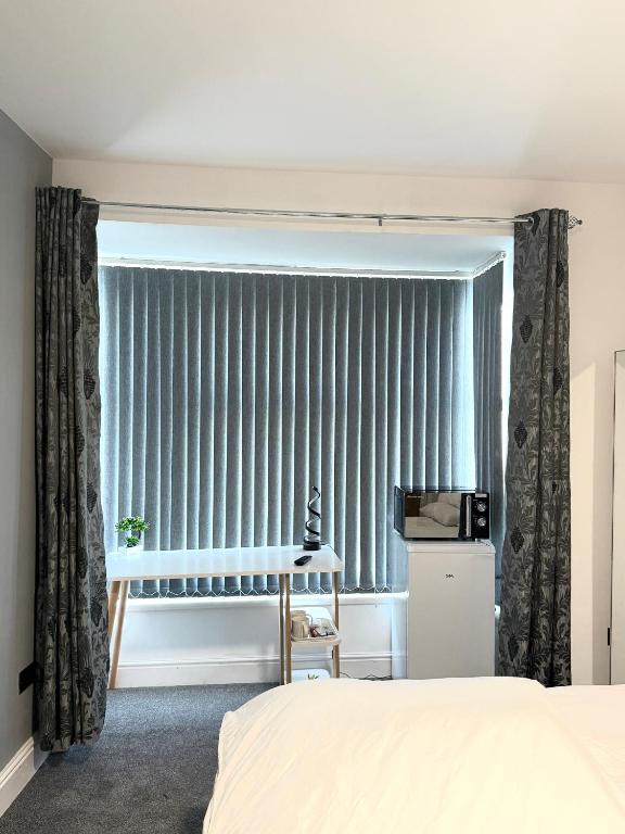 En-suite Rooms in beautiful Bournville Village - Resim 33