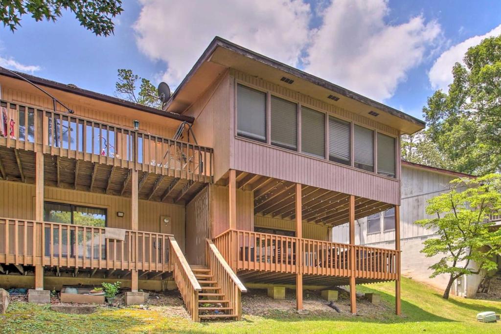 Budova, kde se prázdninový dům nachází