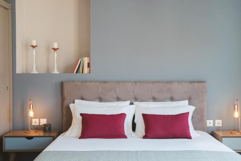 Łóżko lub łóżka w pokoju w obiekcie Bluebell Luxury Suites