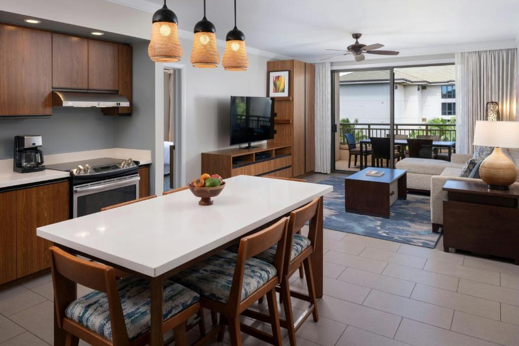 Kuchyň nebo kuchyňský kout v ubytování The Westin Nanea Ocean Villas, Ka'anapali