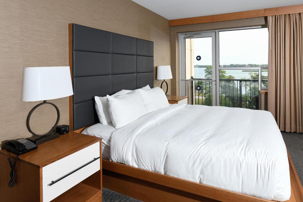 DoubleTree by Hilton Hotel Niagara Falls New York - 