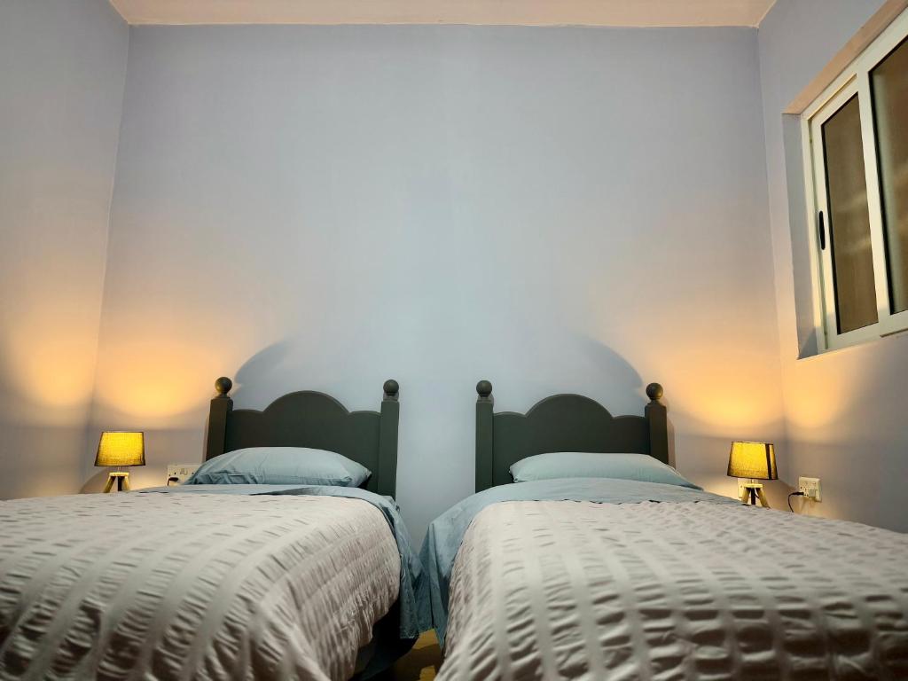 Postel nebo postele na pokoji v ubytování Stylish 2BR in central StJulians