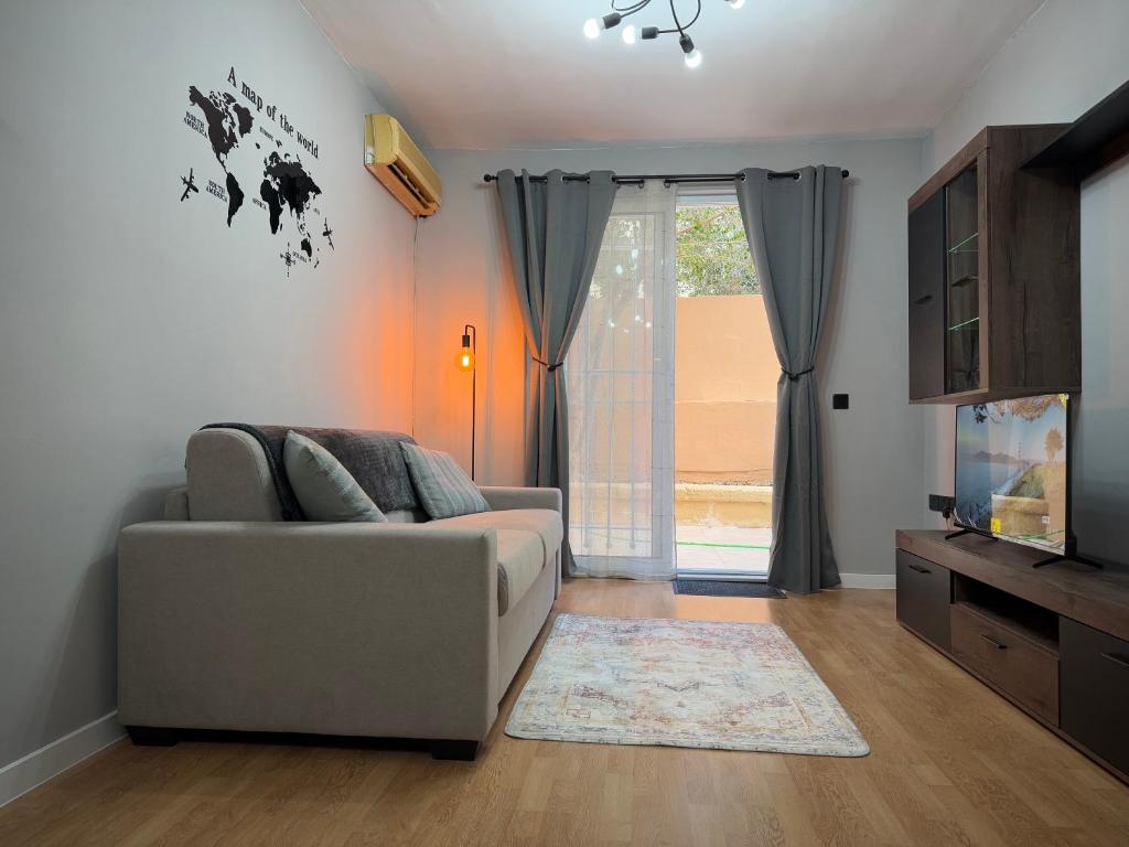 Posezení v ubytování Stylish 2BR in central StJulians