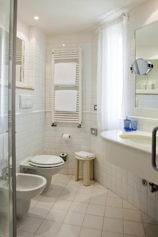 Koupelna v ubytování Hotel Sirolo