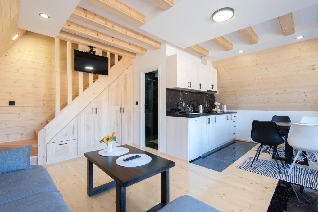 Kuchyň nebo kuchyňský kout v ubytování Holiday Home Ella Mokra Gora - Apartman Ella