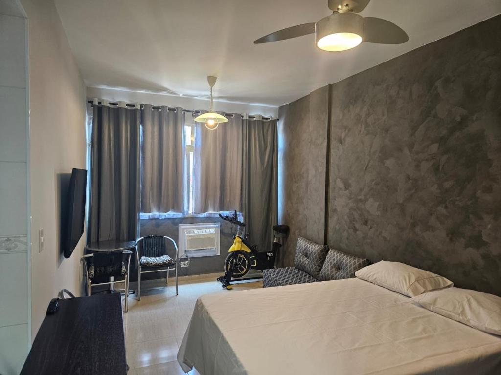 Ένα ή περισσότερα κρεβάτια σε δωμάτιο στο Loft canal 5 Vista Mar l wi fi l ar cond