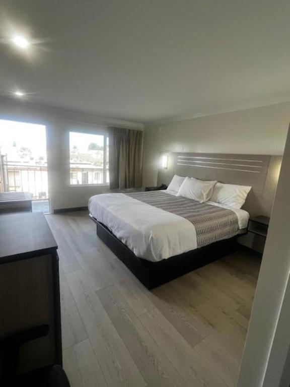 Bokai Garden Hotel - 