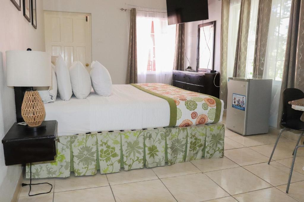 Paradise on the Rocks