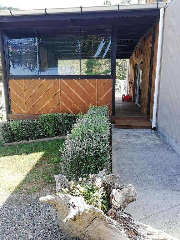 Old Mountain Road Retreat - Resim 17