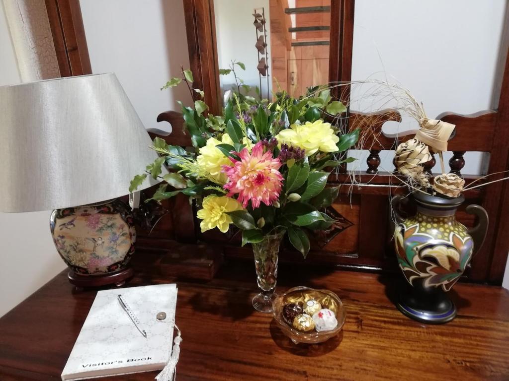 Old Mountain Road Retreat - Resim 36