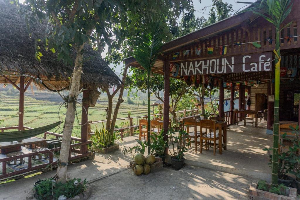 Jardin de l'établissement Nakhoun café and farmstay