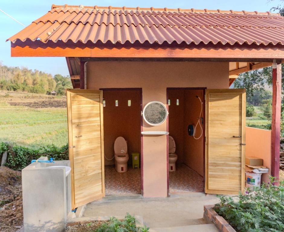 Photo de la galerie de l'établissement Nakhoun café and farmstay, à Ban Naphô