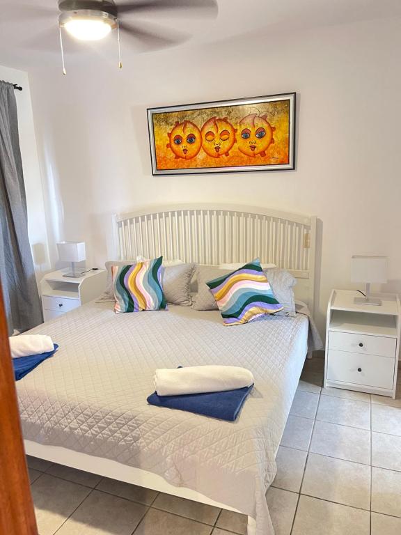 Una cama o camas en una habitación de Stanza Mare Beach Front