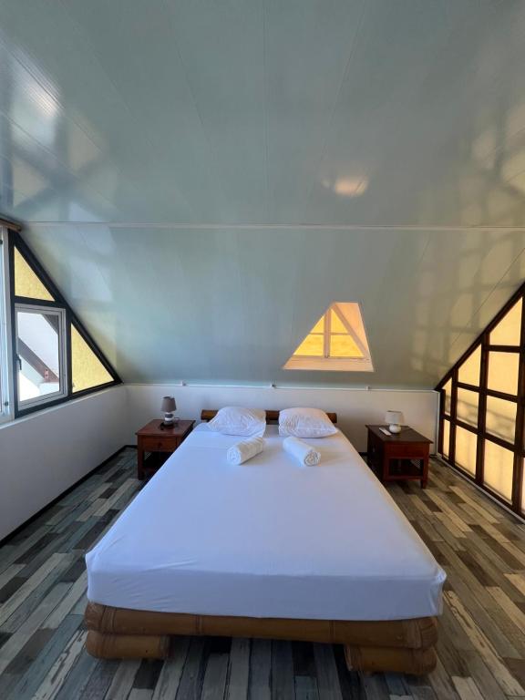 TaputapuapeaにあるTiare, vue sur la Baie de Faaroaのギャラリーの写真