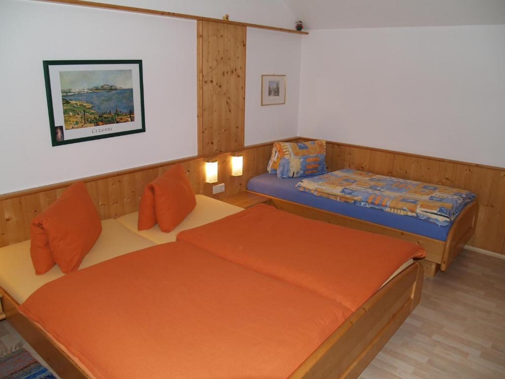 Postel nebo postele na pokoji v ubytování Ranner's Ferienwohnung