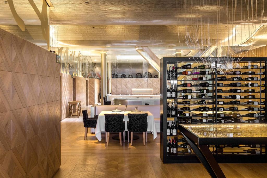 Monument Hotel - Resim 19