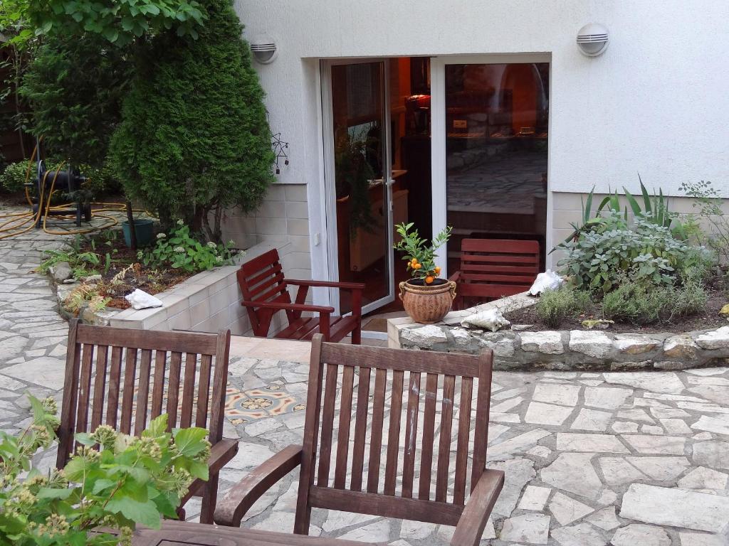 Vonkajšia záhrada v ubytovaní Apartament Nadmorski Orłowo