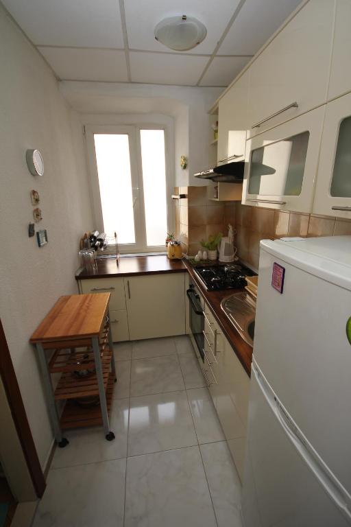 Kuchyňa alebo kuchynka v ubytovaní Apartment Adriatica City