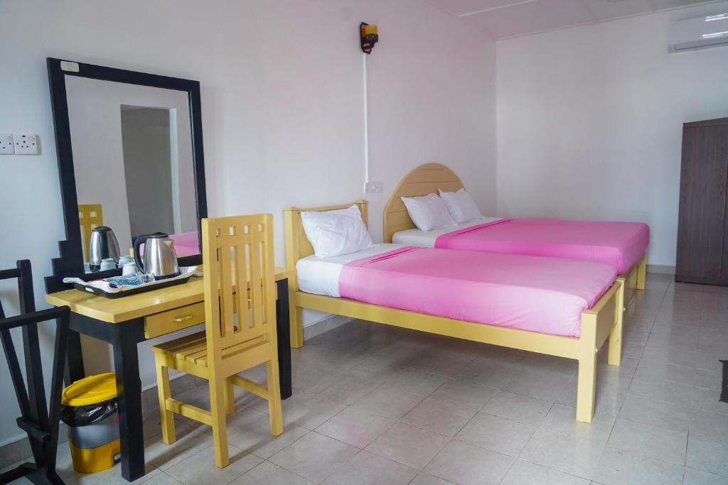 Golden Beach Hotel & Restaurant - 19