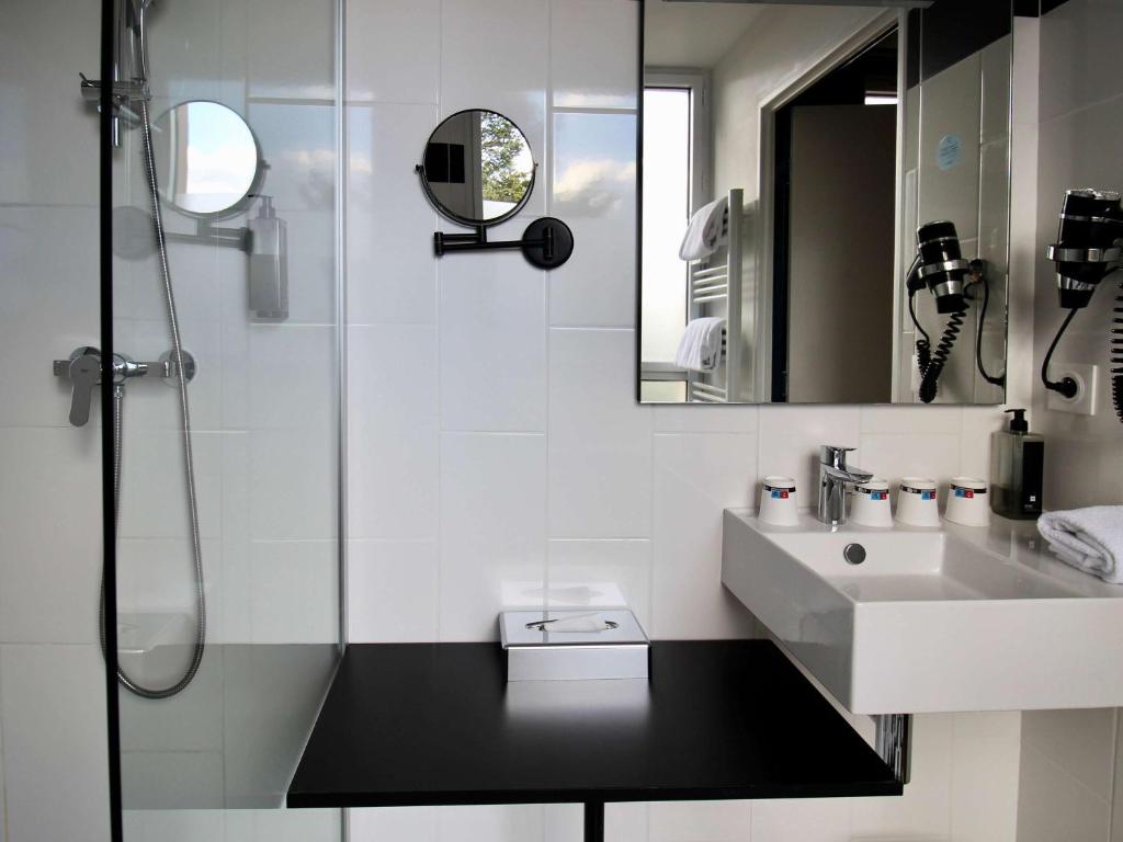Koupelna v ubytování ibis Styles Dijon Sud Domaine De Beauregard 21600 Longvic