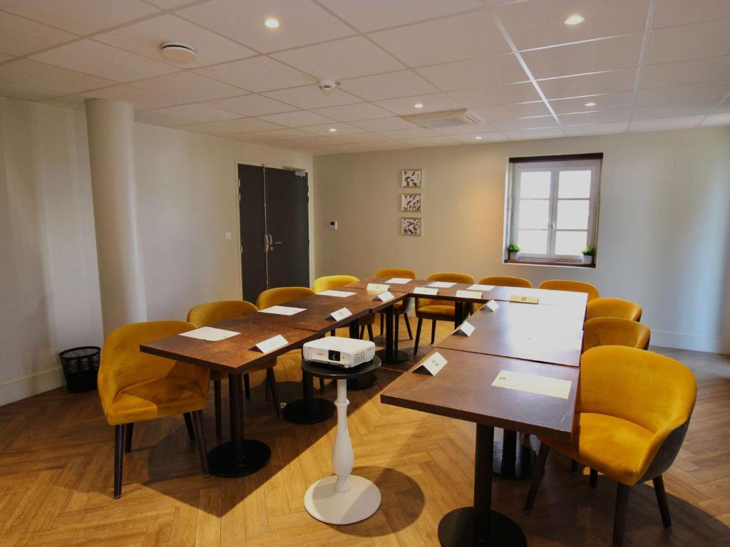 Fotografie z fotogalerie ubytování ibis Styles Dijon Sud Domaine De Beauregard 21600 Longvic v destinaci Longvic