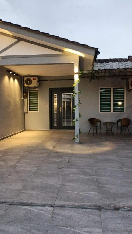 Fotografie z fotogalerie ubytování Loveu homestay 5 Blossom v destinaci Seremban