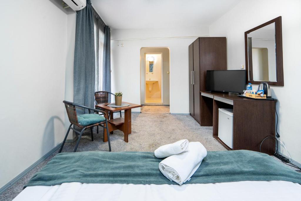 Family Hotel Central - Chambre Lit Queen-Size Standard