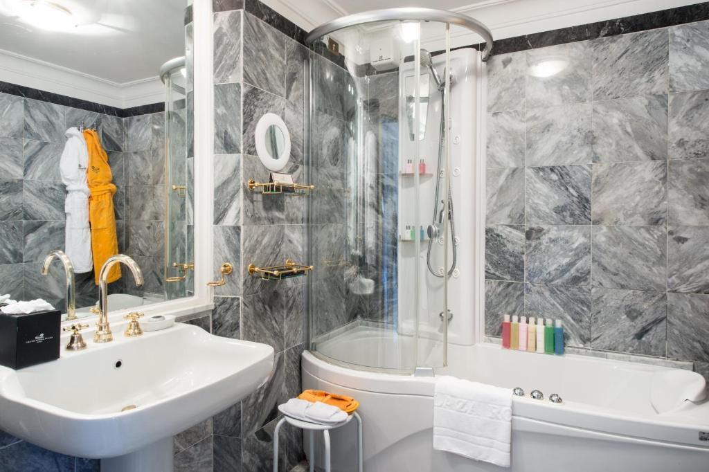 Grand Hotel Plaza - Resim 43