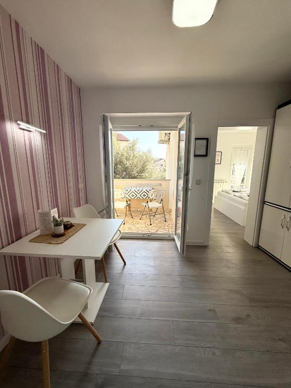 Apartments Antic - 16