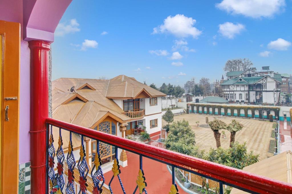Balkón nebo terasa v ubytování Hotel O Residency Road Srinagar