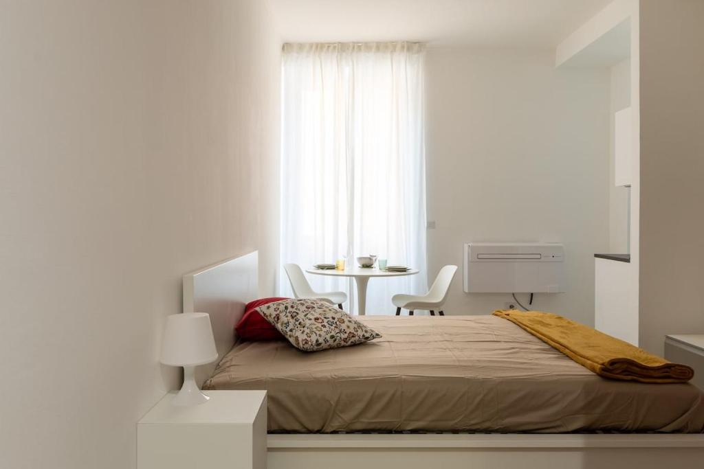 HOST4U - EDOARDO'S HOUSE in Milan City