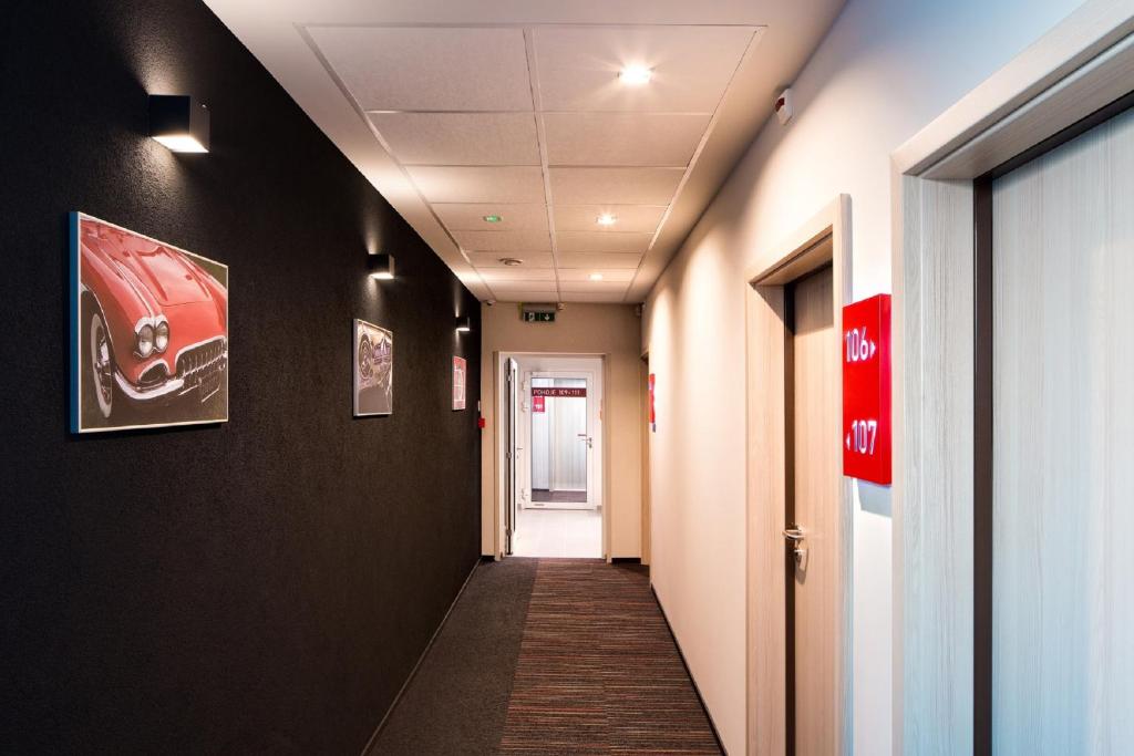 Automobil Hotel - Resim 33