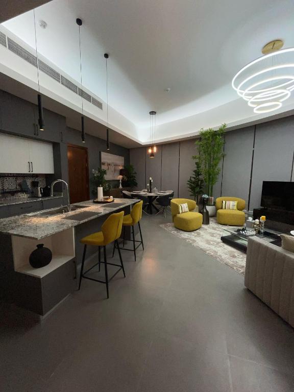 Dar Al Darwish 801,802