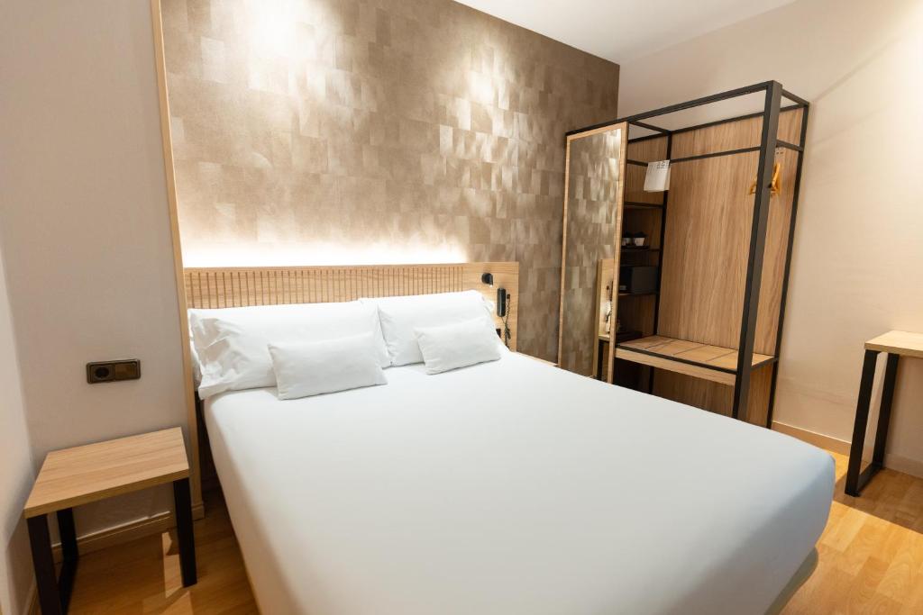 Petit Palace Eixample - Resim 38