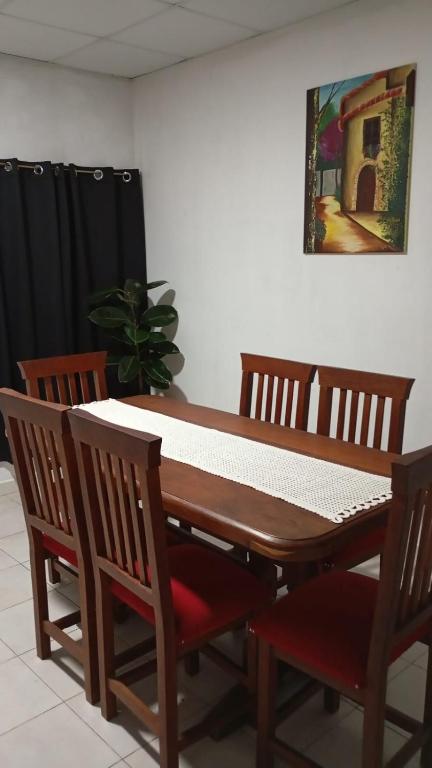 Casa Daia con cochera y piscina