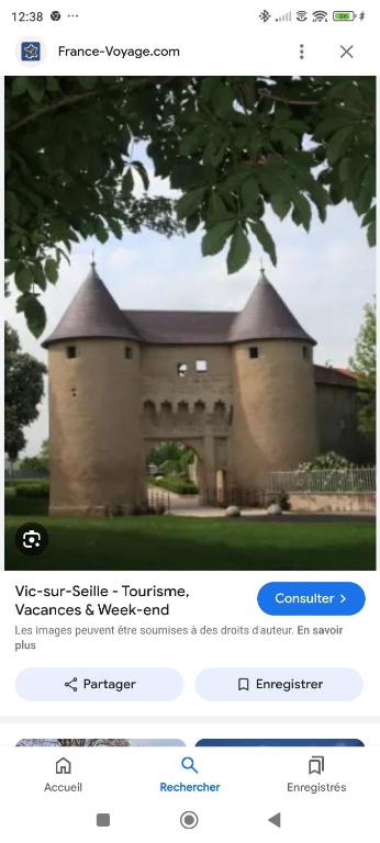 une page d'un site web avec une maison dans l'établissement Appartement 90 m2, à Vic-sur-Seille