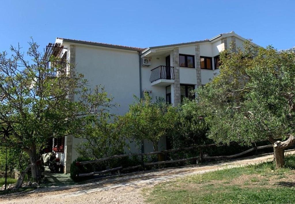 Fotografie z fotogalerie ubytování Apartments Antisa v Tučepi