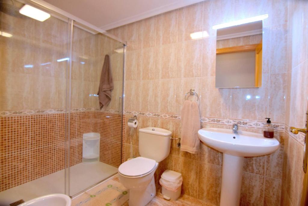 Koupelna v ubytování Acogedor apartamento a 200 m de la playa