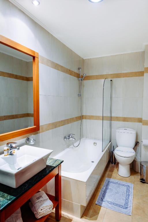 Athens Mirabello - Resim 13