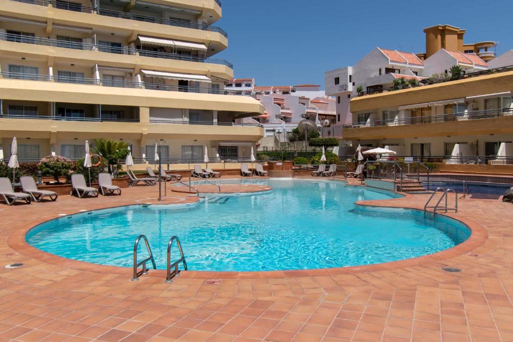 Santa Maria 30 - One Bed with pool and sea view