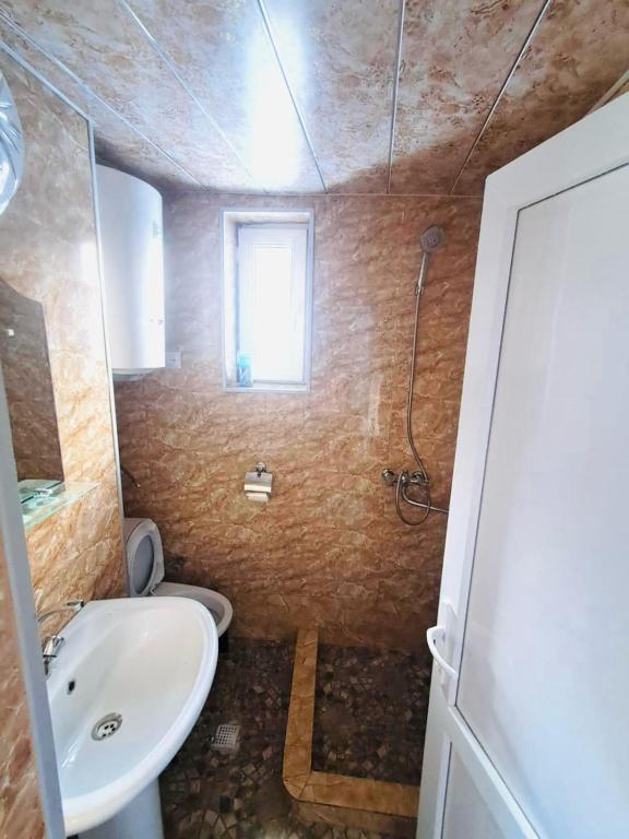 Koupelna v ubytování Guest House pesvebi