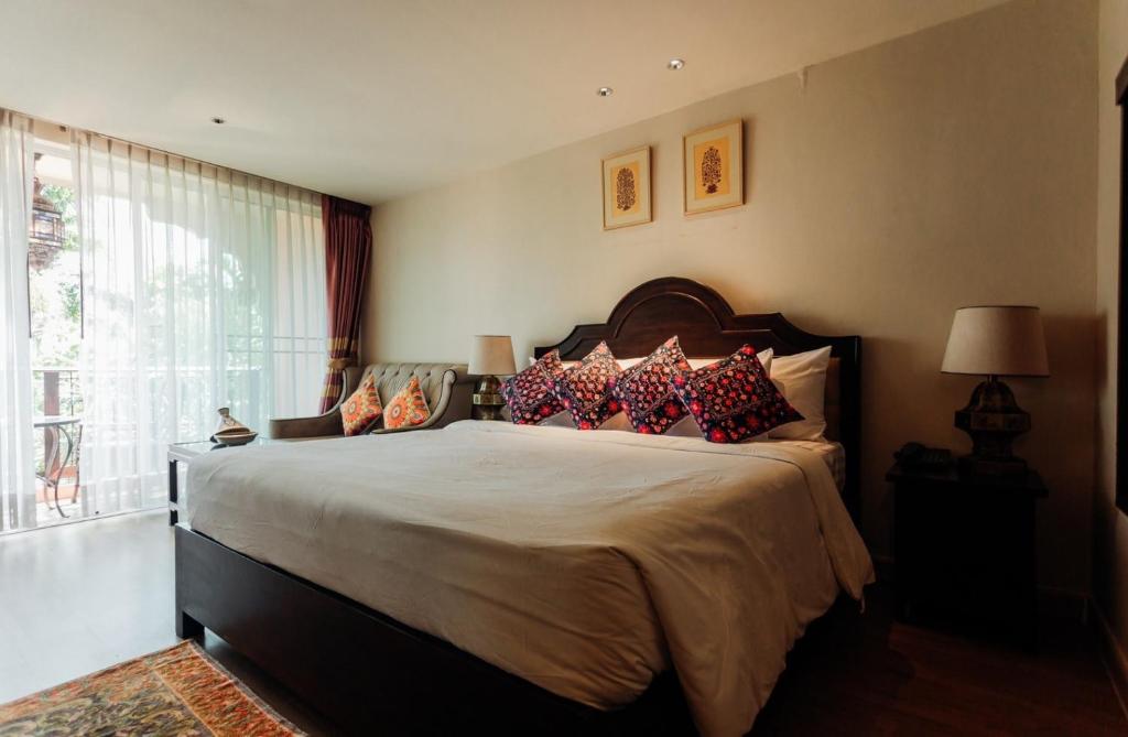 SHEIK ISTANA HOTEL CHIANGMAl - Resim 42