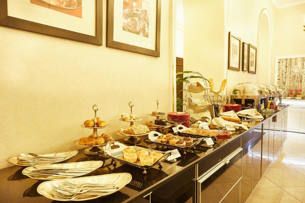 Grand Hotel Continental Bucuresti - Resim 35