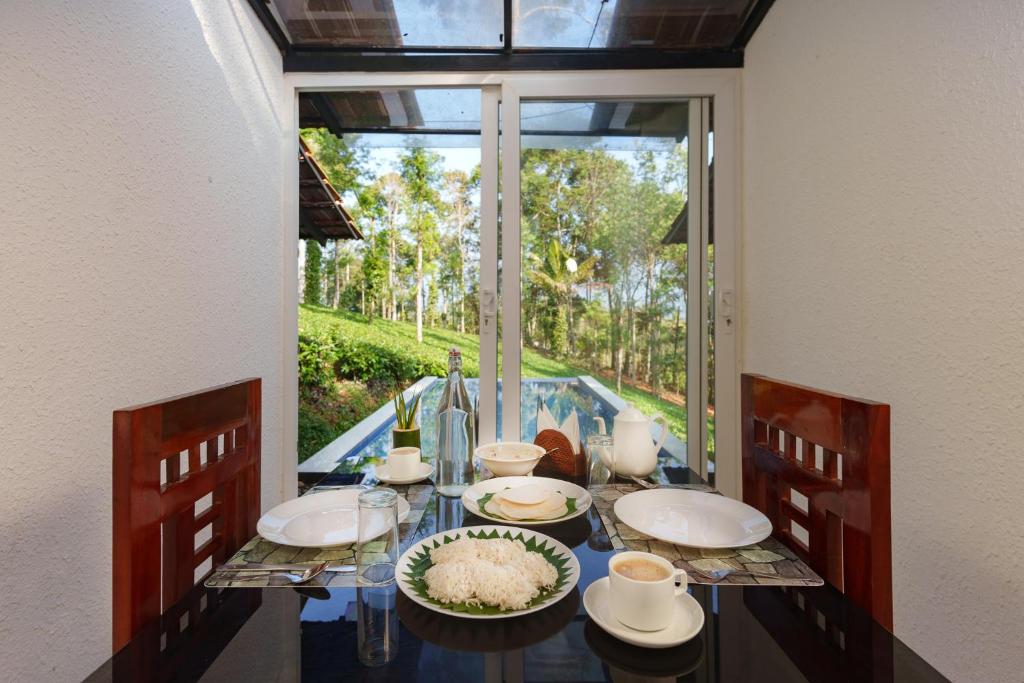 Fotografie z fotogalerie ubytování Tealawn Pool Villa, Munnar v destinaci Munnar