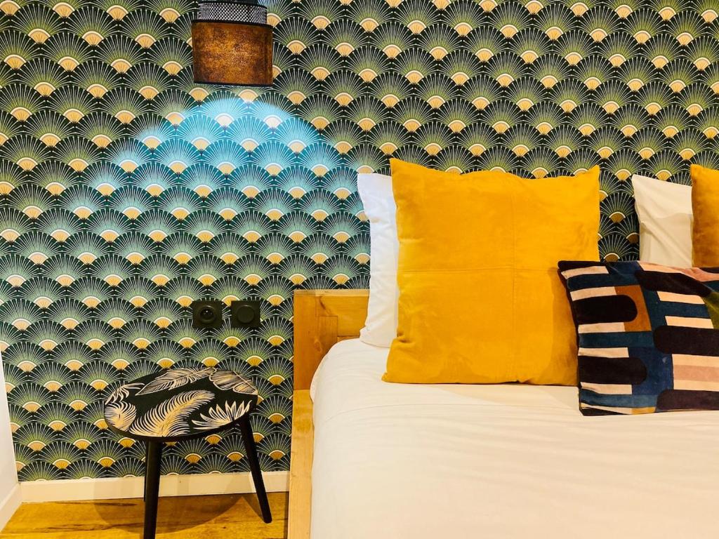 Ένα ή περισσότερα κρεβάτια σε δωμάτιο στο 'Le loft' Jacuzzi standing en centre ville
